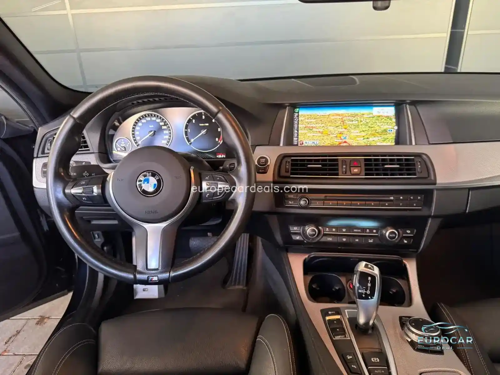 BMW 525