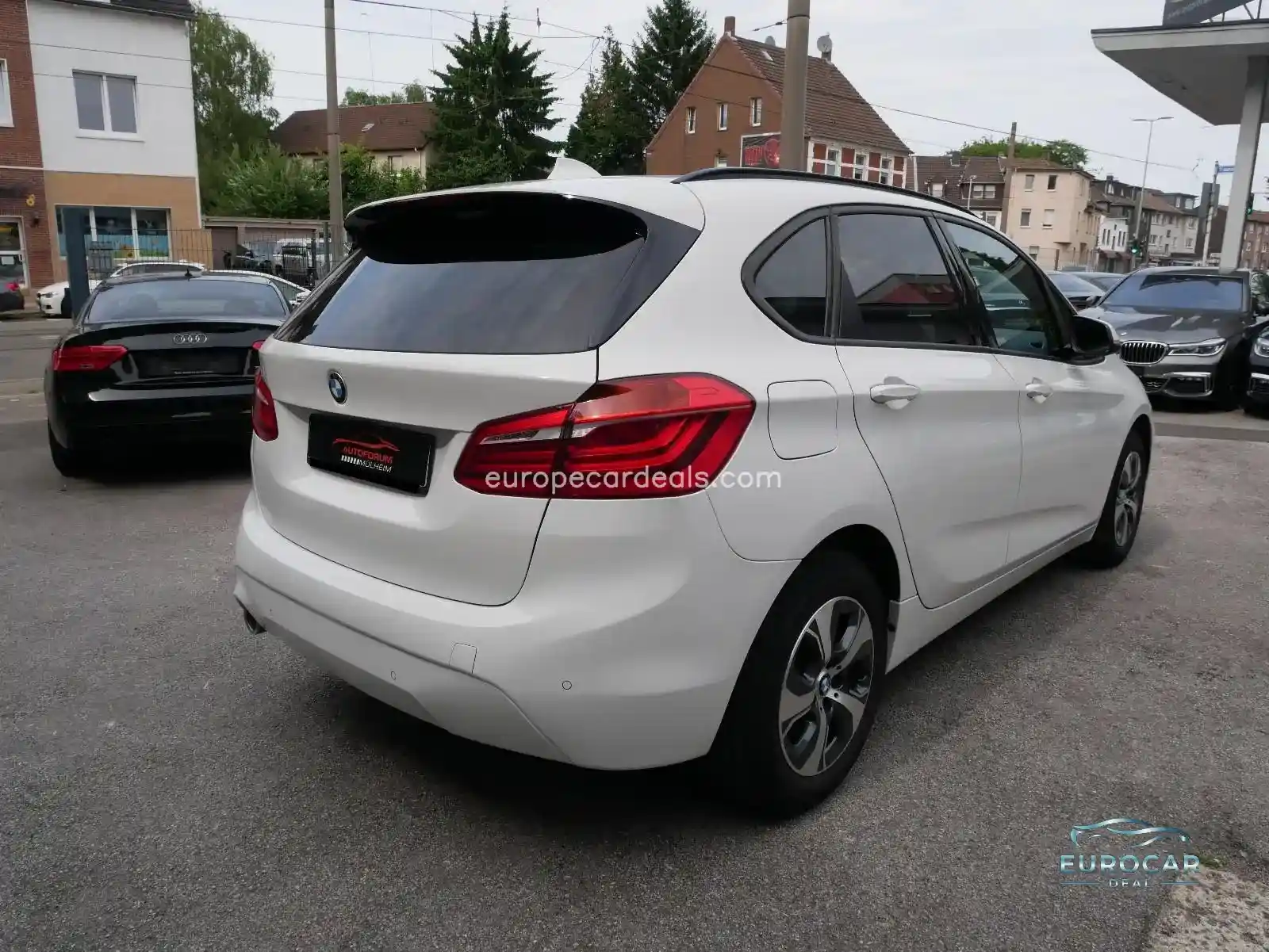 BMW 216