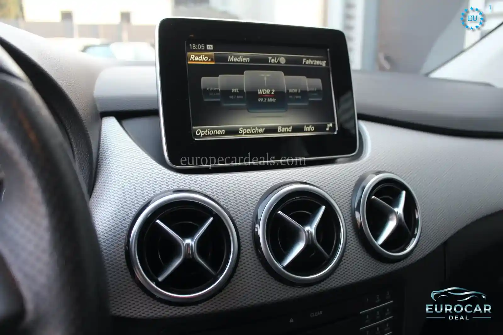 Mercedes-Benz B 200