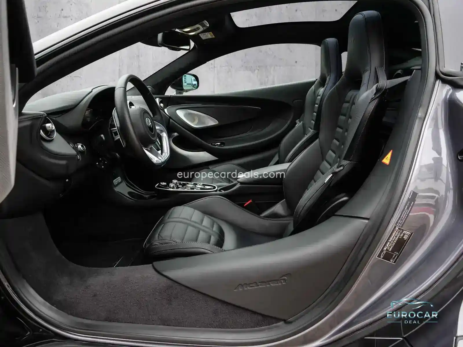 McLaren GTS