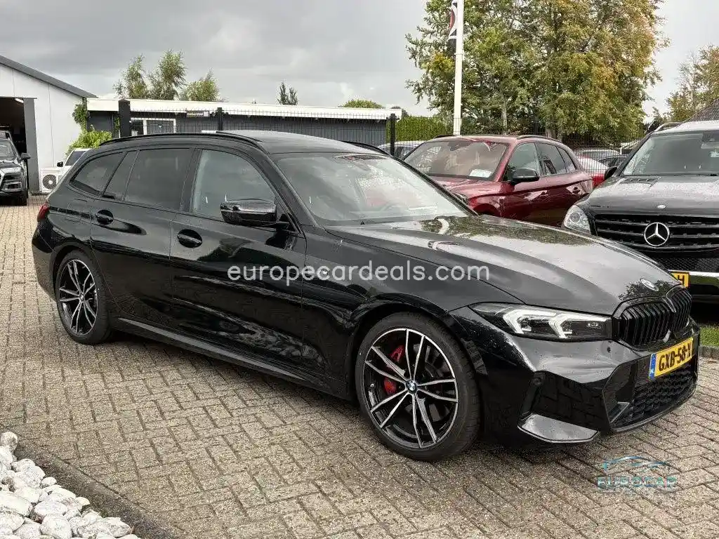 BMW 330