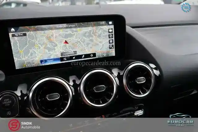 Mercedes-Benz B 220