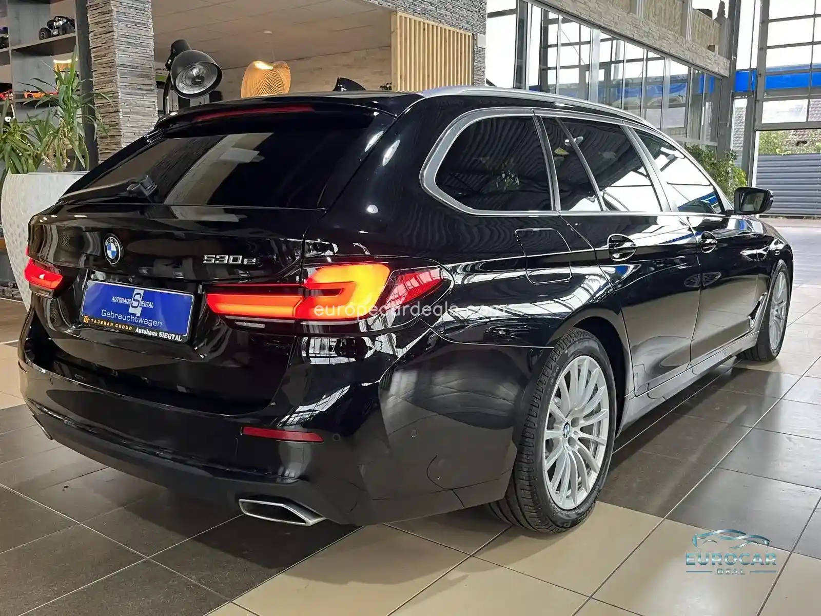 BMW 530