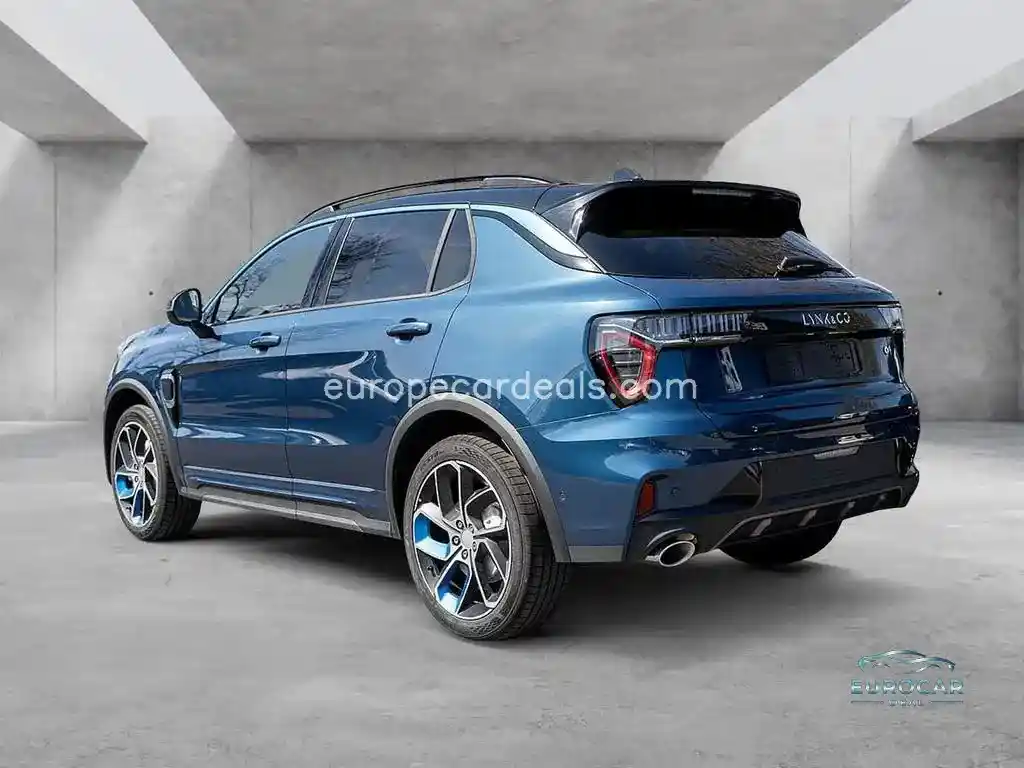 Lynk&Co 01
