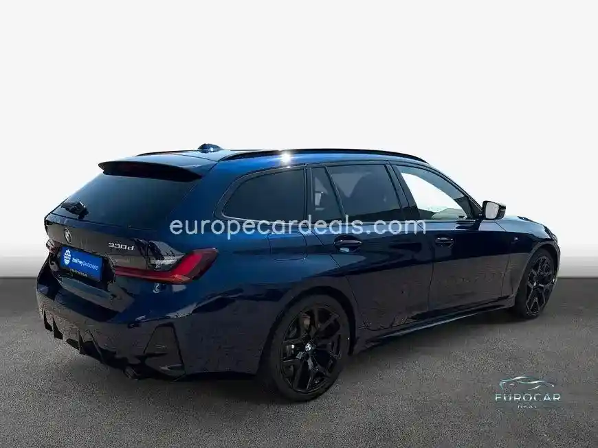 BMW 330