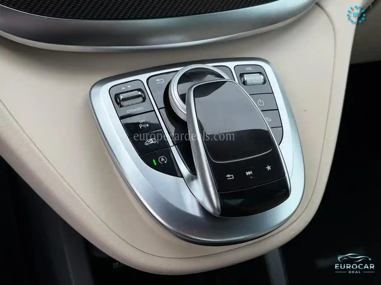 Mercedes-Benz V 250