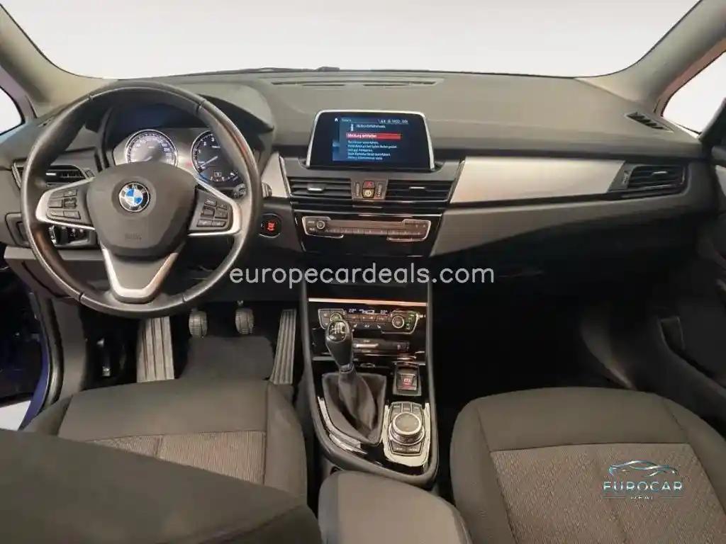 BMW 216