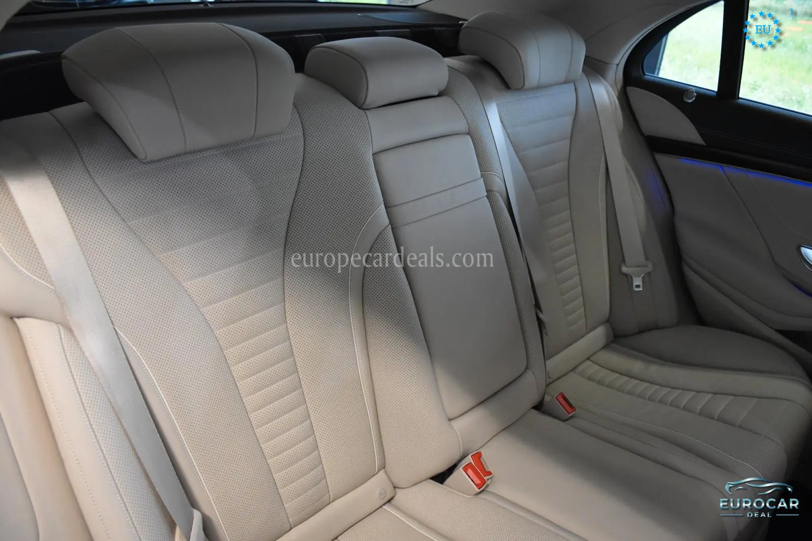 Mercedes-Benz S 560