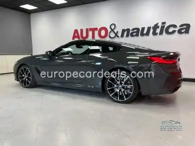 BMW 840