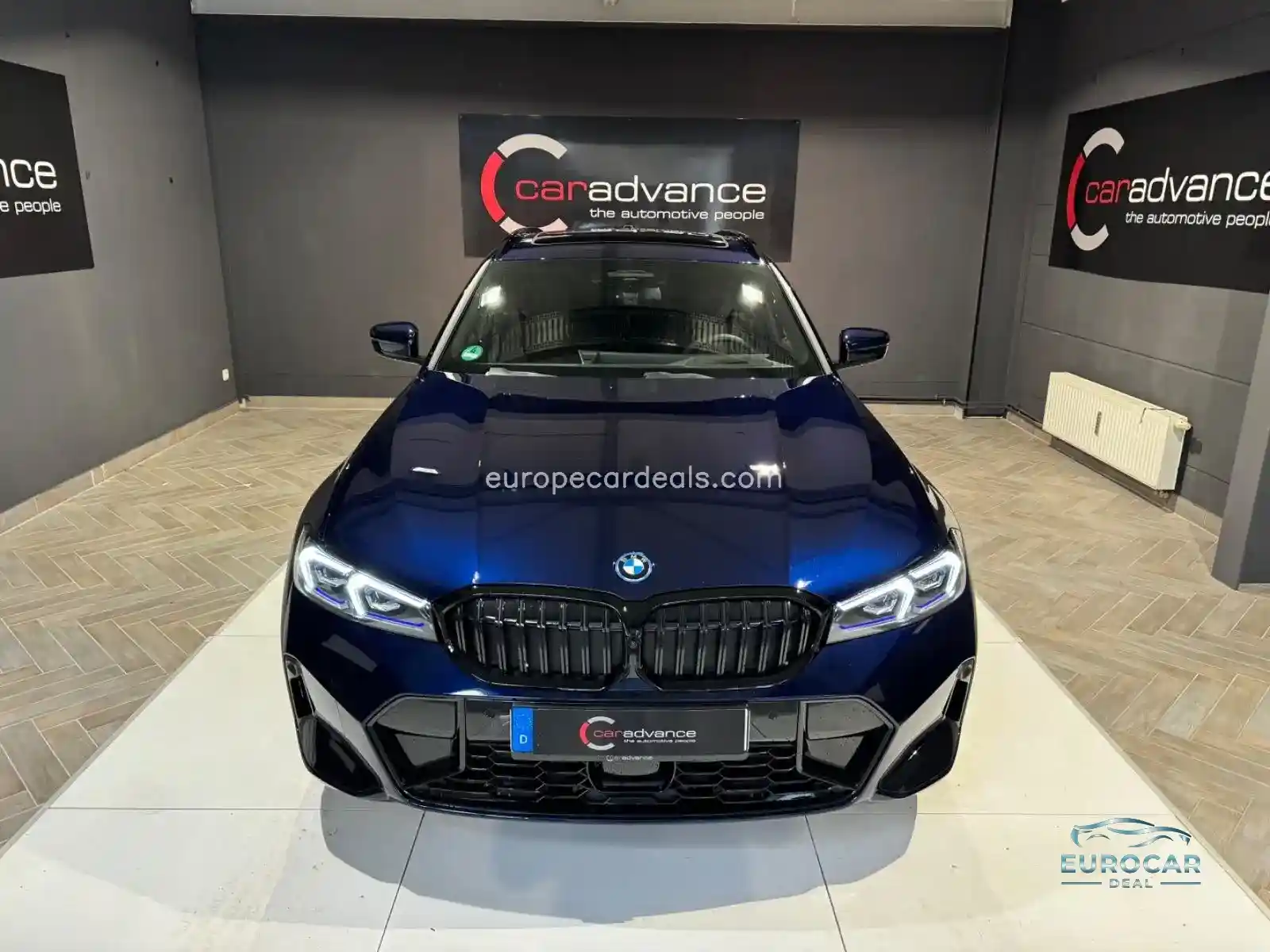 BMW 330
