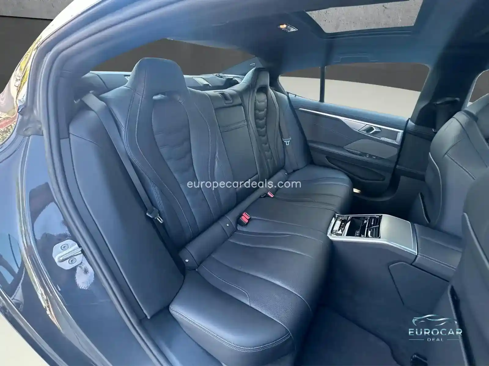 BMW 840