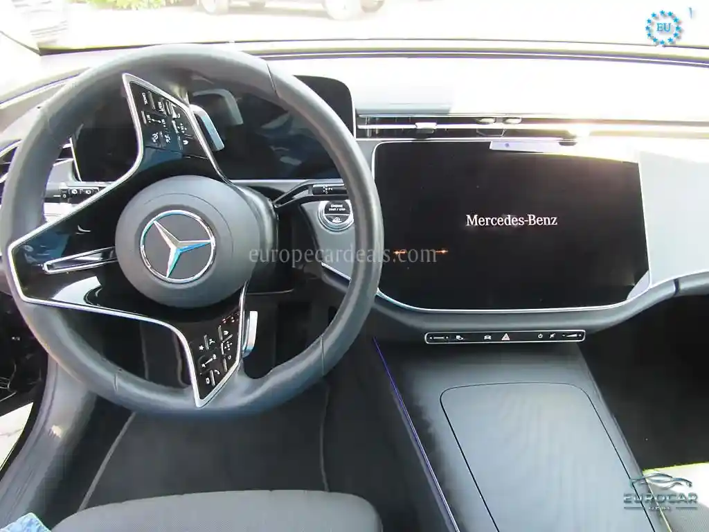 Mercedes-Benz E 220