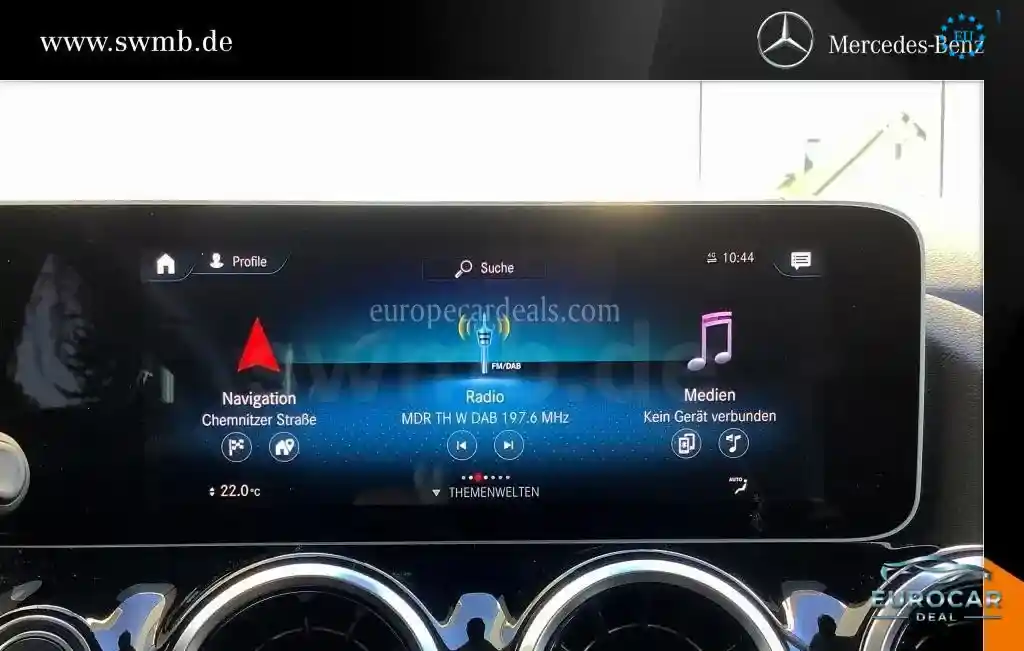 Mercedes-Benz B 220