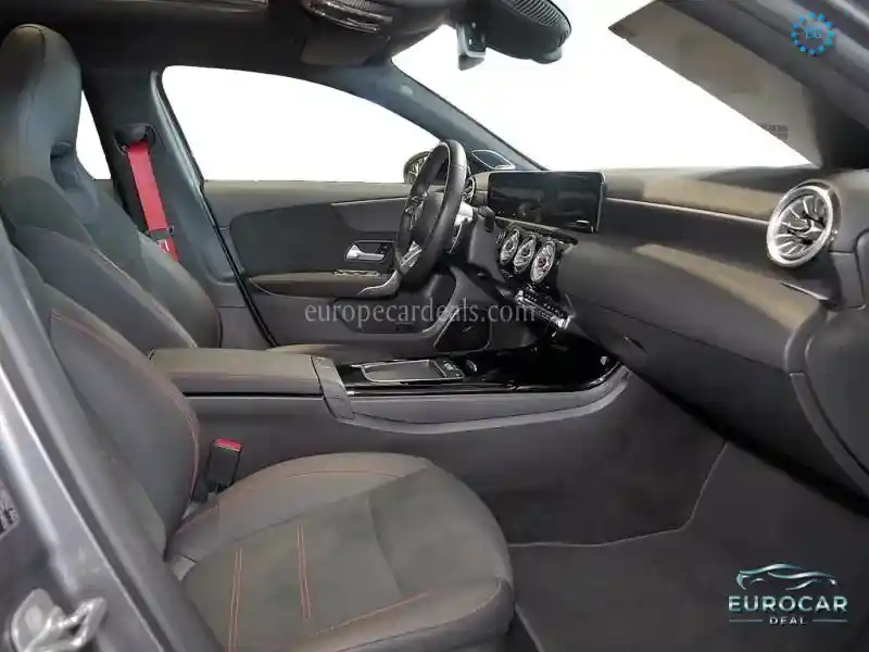 Mercedes-Benz A 35 AMG