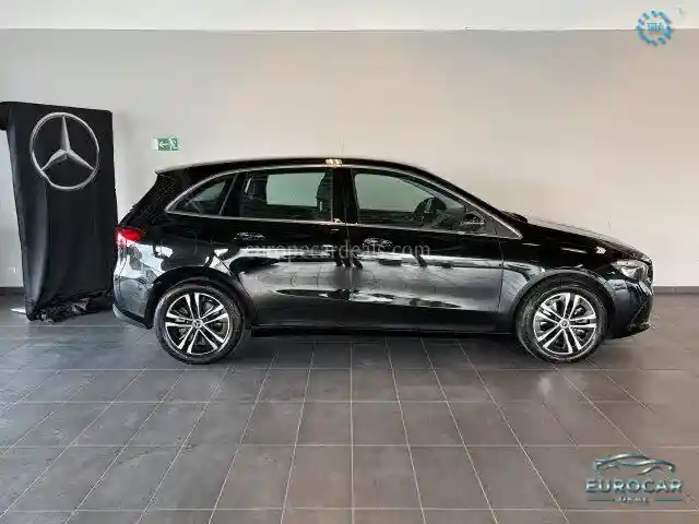 Mercedes-Benz B 250