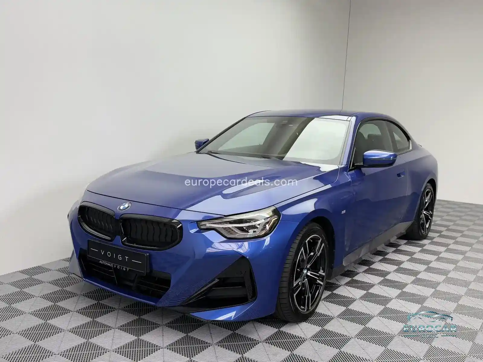 BMW 220