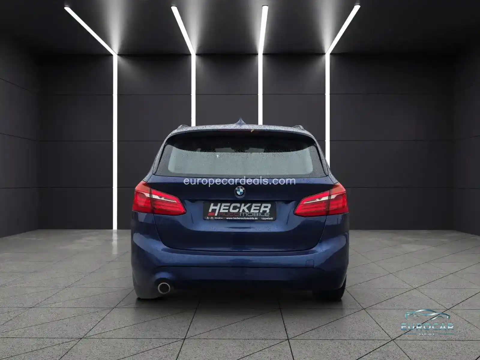 BMW 225