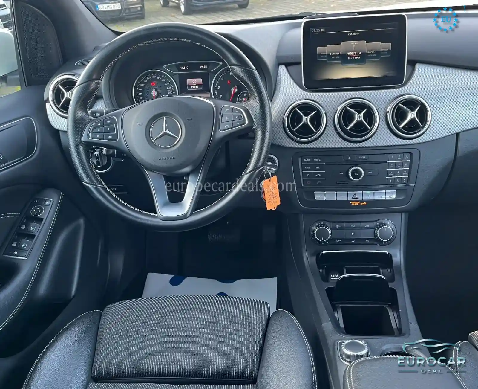 Mercedes-Benz B 180