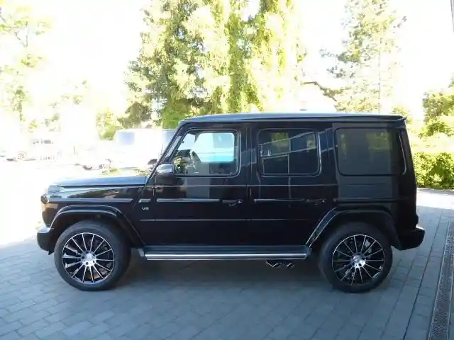 Mercedes-Benz G 500