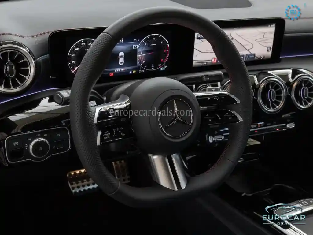 Mercedes-Benz CLA 220
