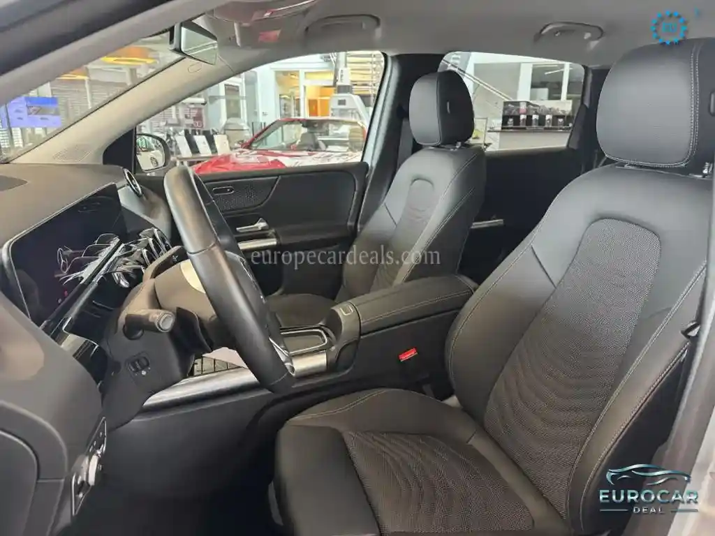 Mercedes-Benz B 220