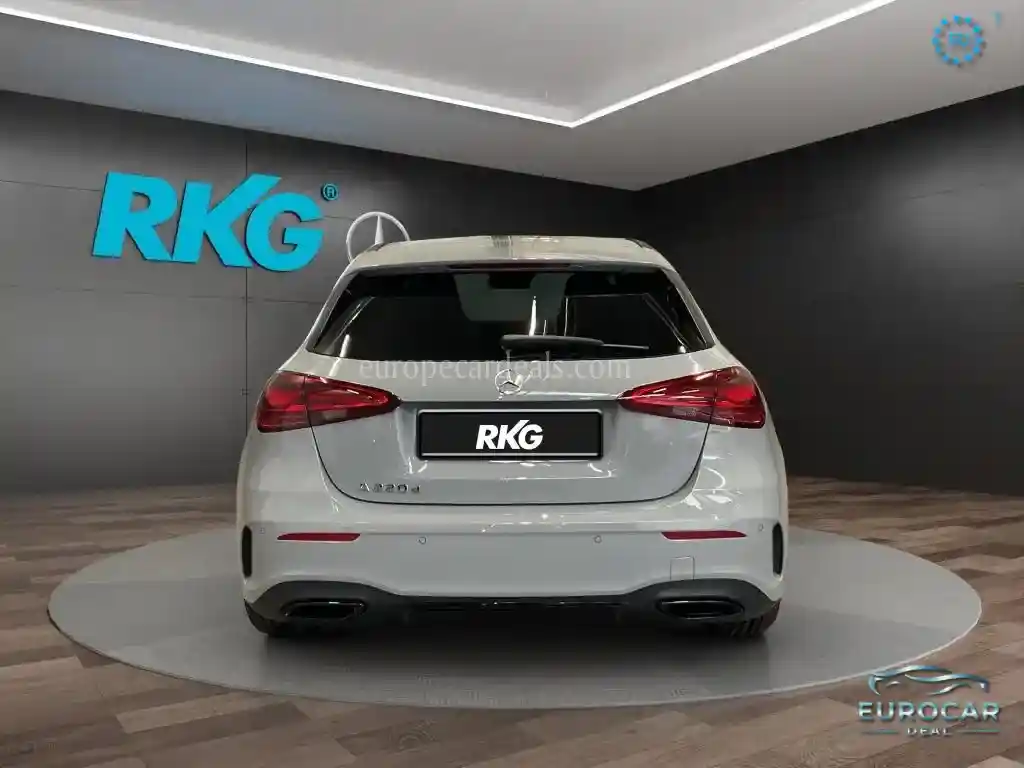 Mercedes-Benz A 220