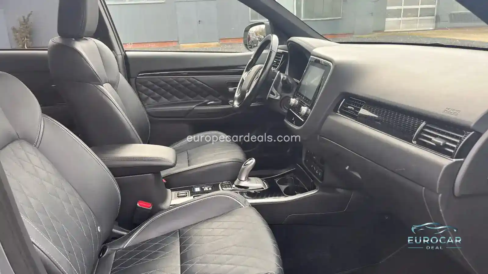 Mitsubishi Plug-in Hybrid Outlander