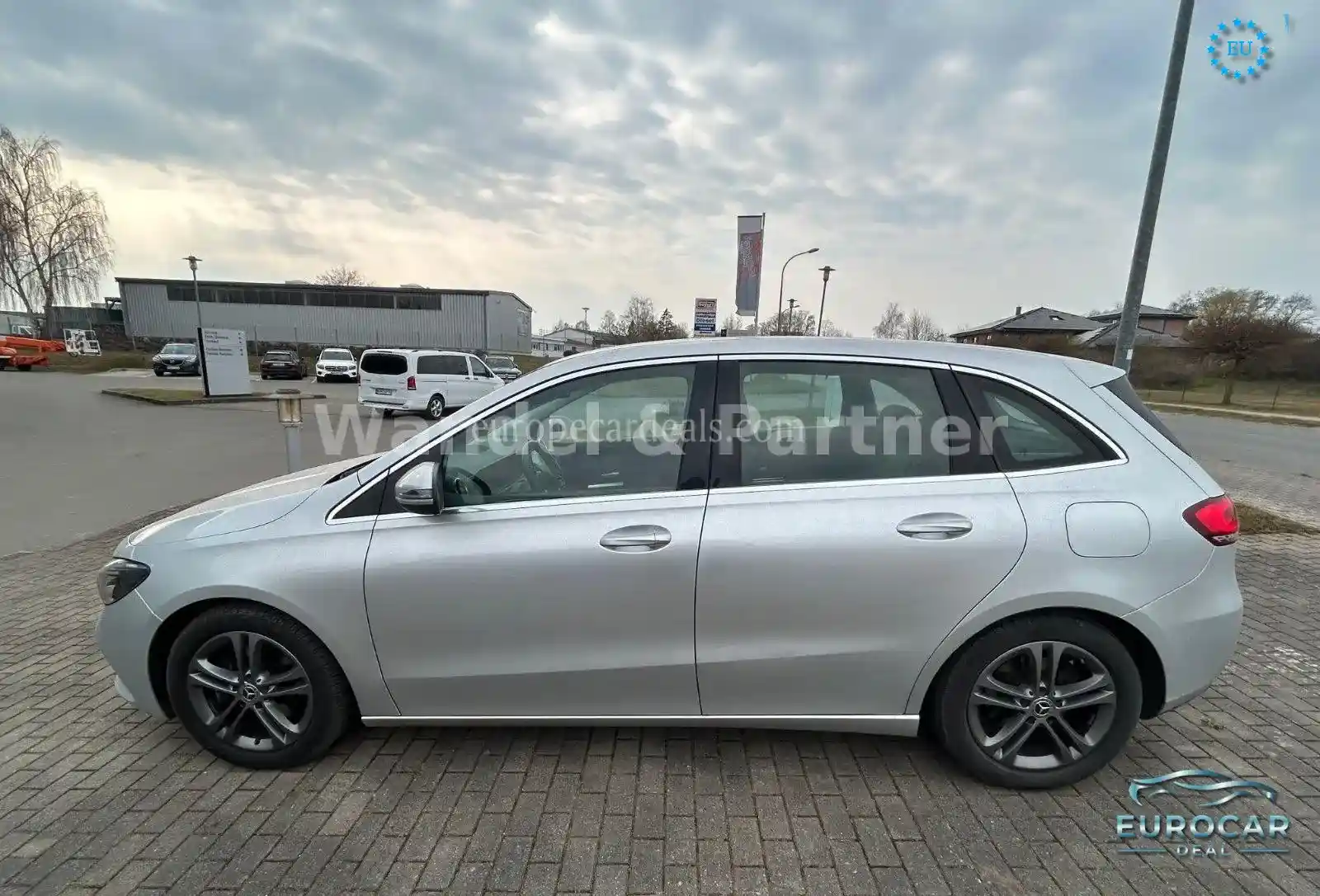 Mercedes-Benz B 200
