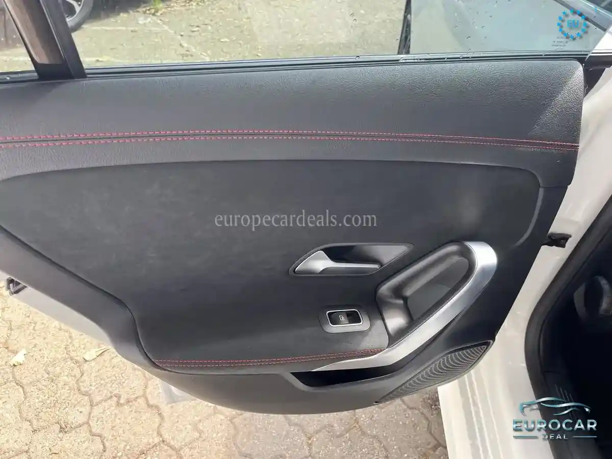 Mercedes-Benz CLA 180 Shooting Brake