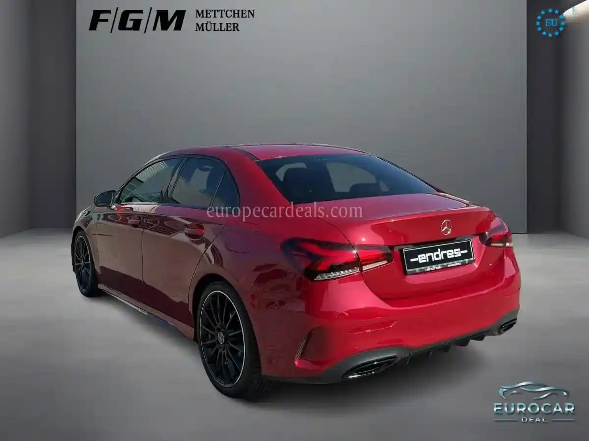 Mercedes-Benz A 180
