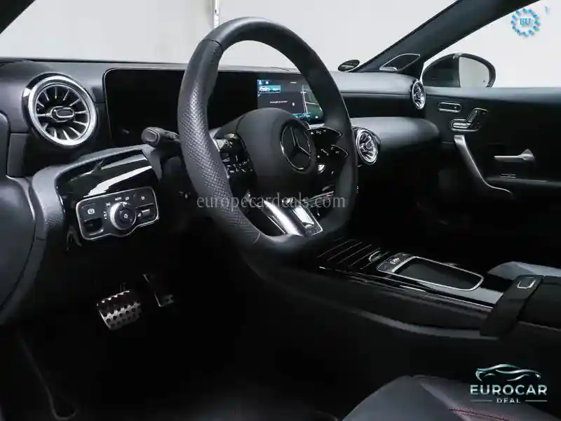 Mercedes-Benz A 35 AMG
