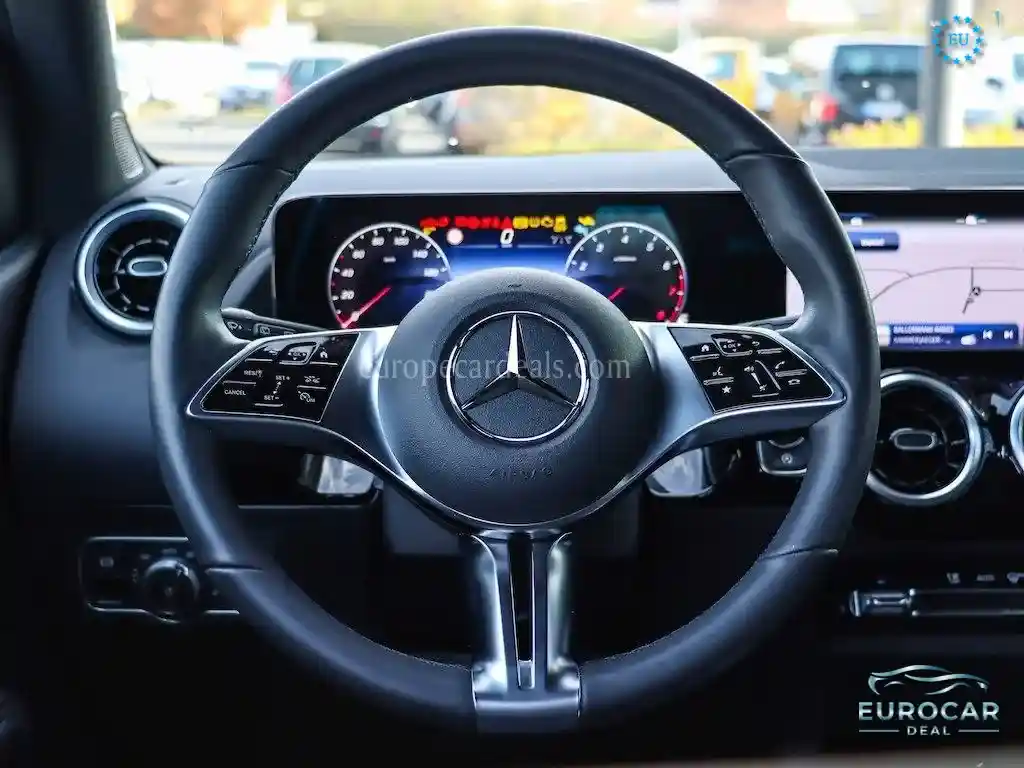 Mercedes-Benz B 200
