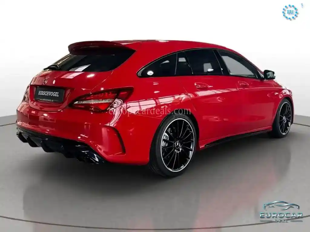 Mercedes-Benz CLA 45 AMG Shooting Brake