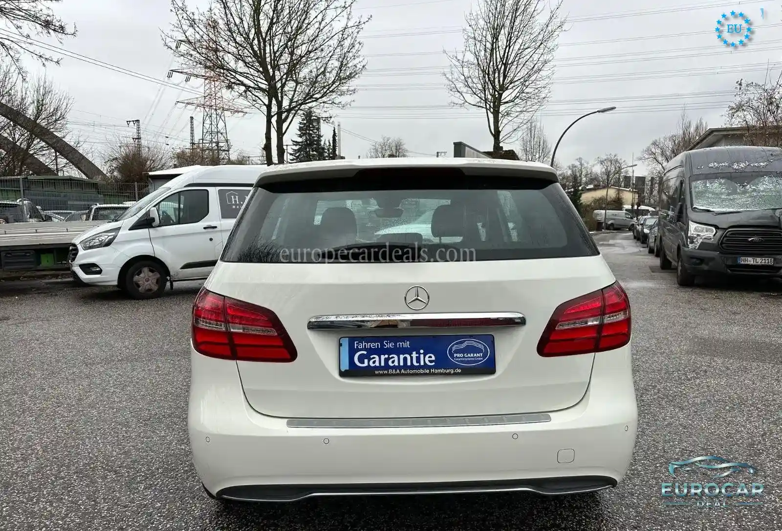Mercedes-Benz B 180