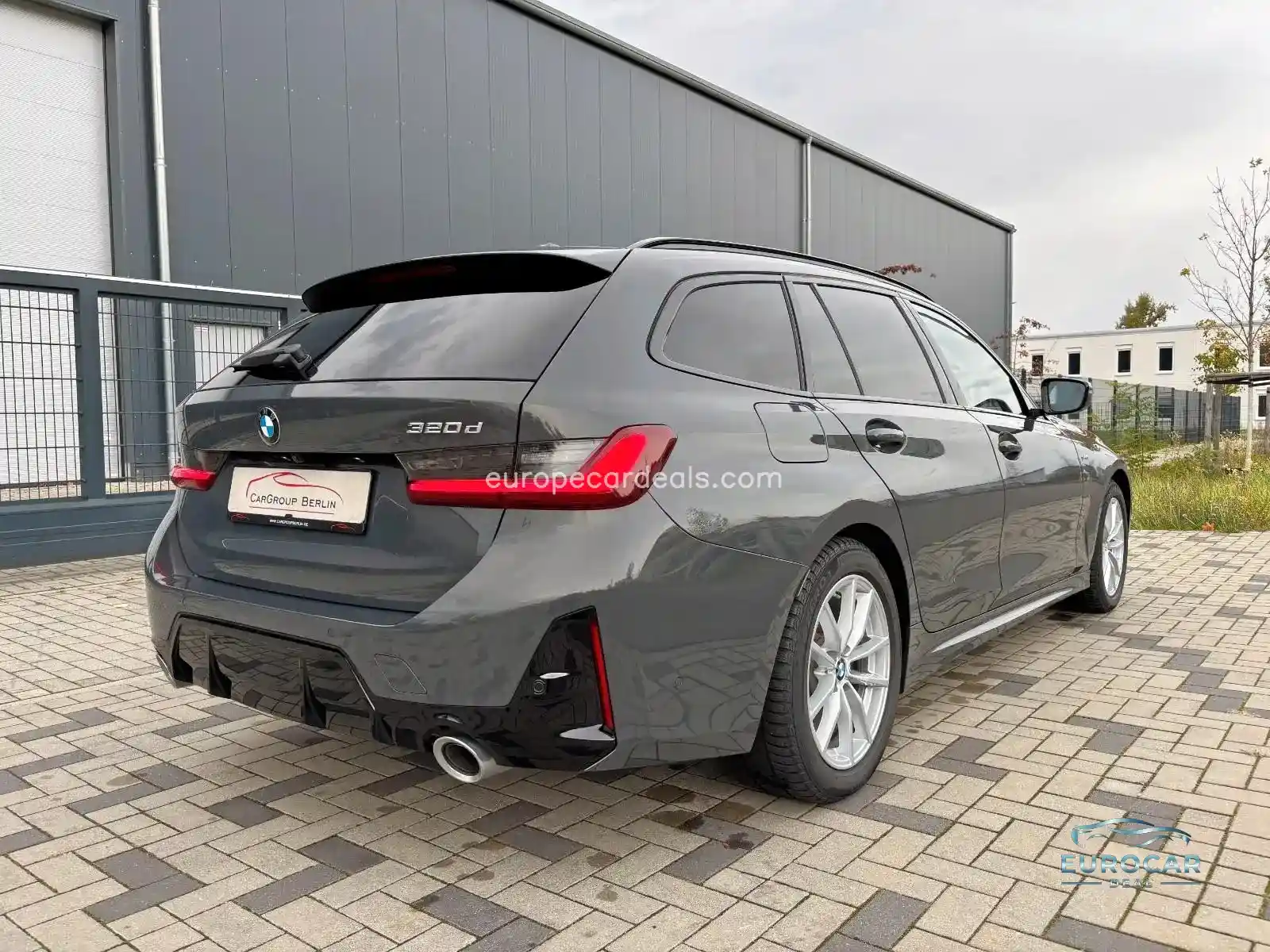 BMW 320