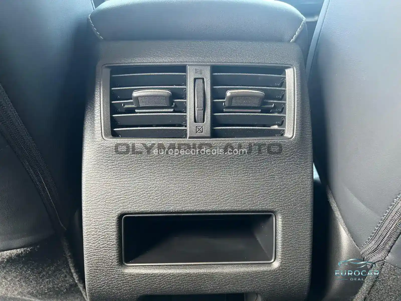 Mitsubishi Plug-in Hybrid Outlander