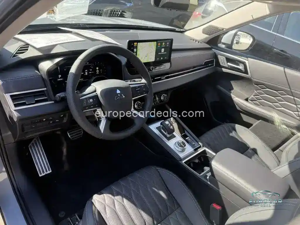Mitsubishi Plug-in Hybrid Outlander