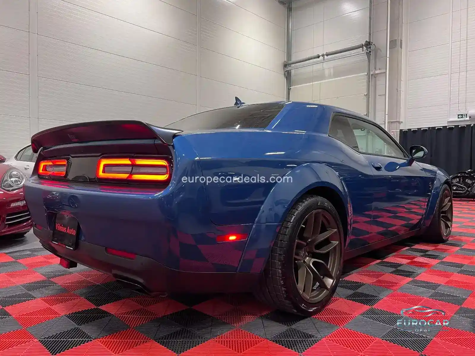 Dodge Challenger