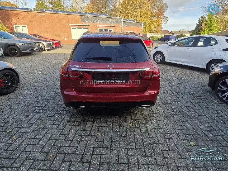 Mercedes-Benz C 300