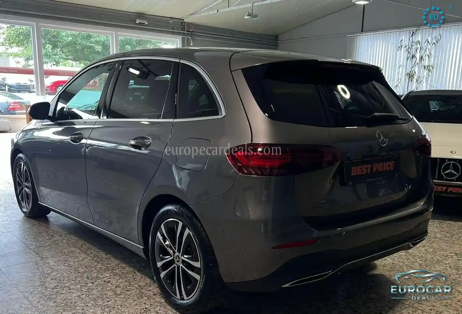 Mercedes-Benz B 200