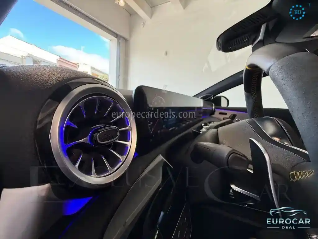 Mercedes-Benz A 45 AMG