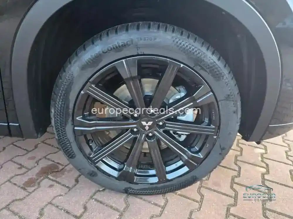 Mitsubishi Plug-in Hybrid Outlander
