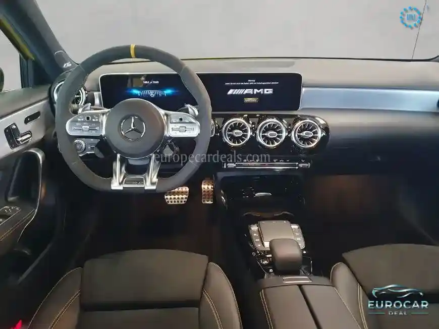Mercedes-Benz A 45 AMG