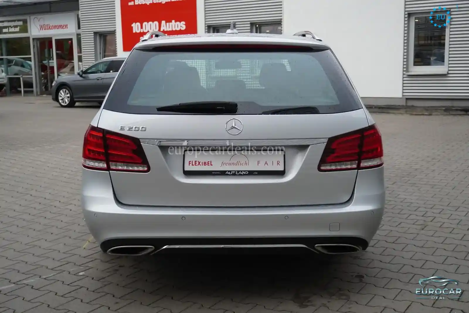 Mercedes-Benz E 200