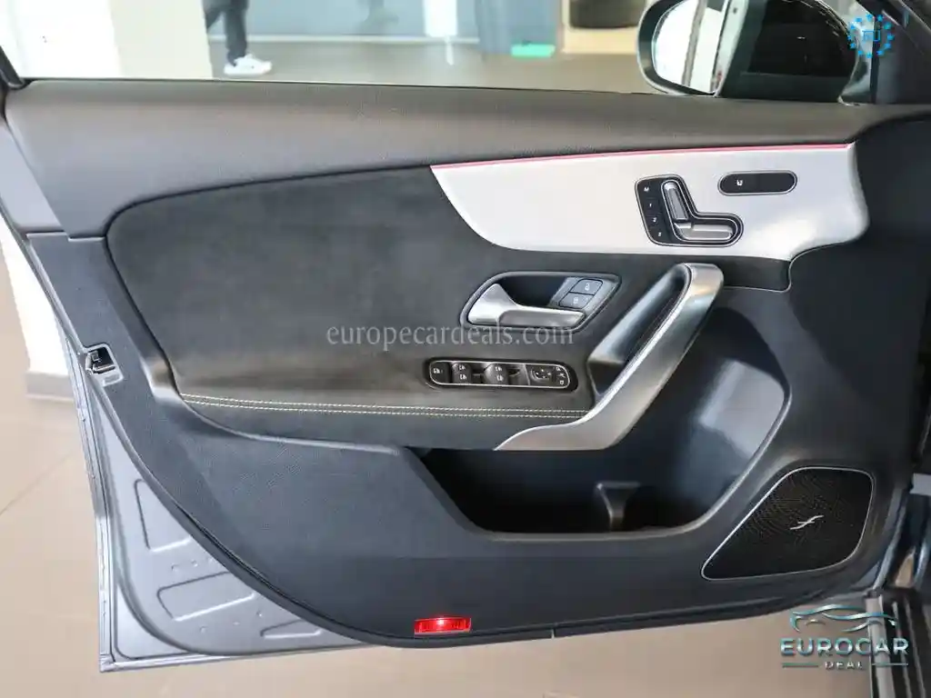 Mercedes-Benz A 45 AMG