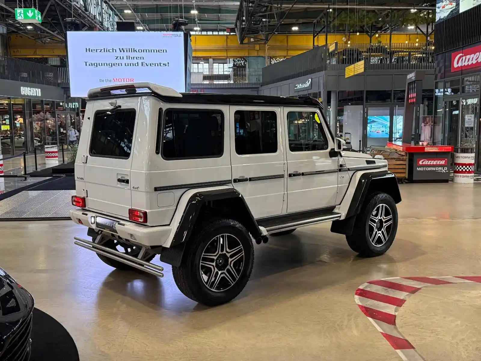 Mercedes-Benz G 500