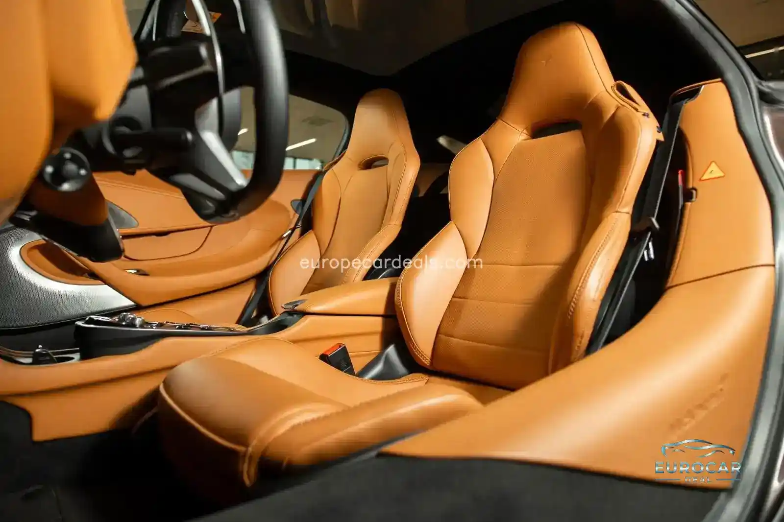 McLaren GT