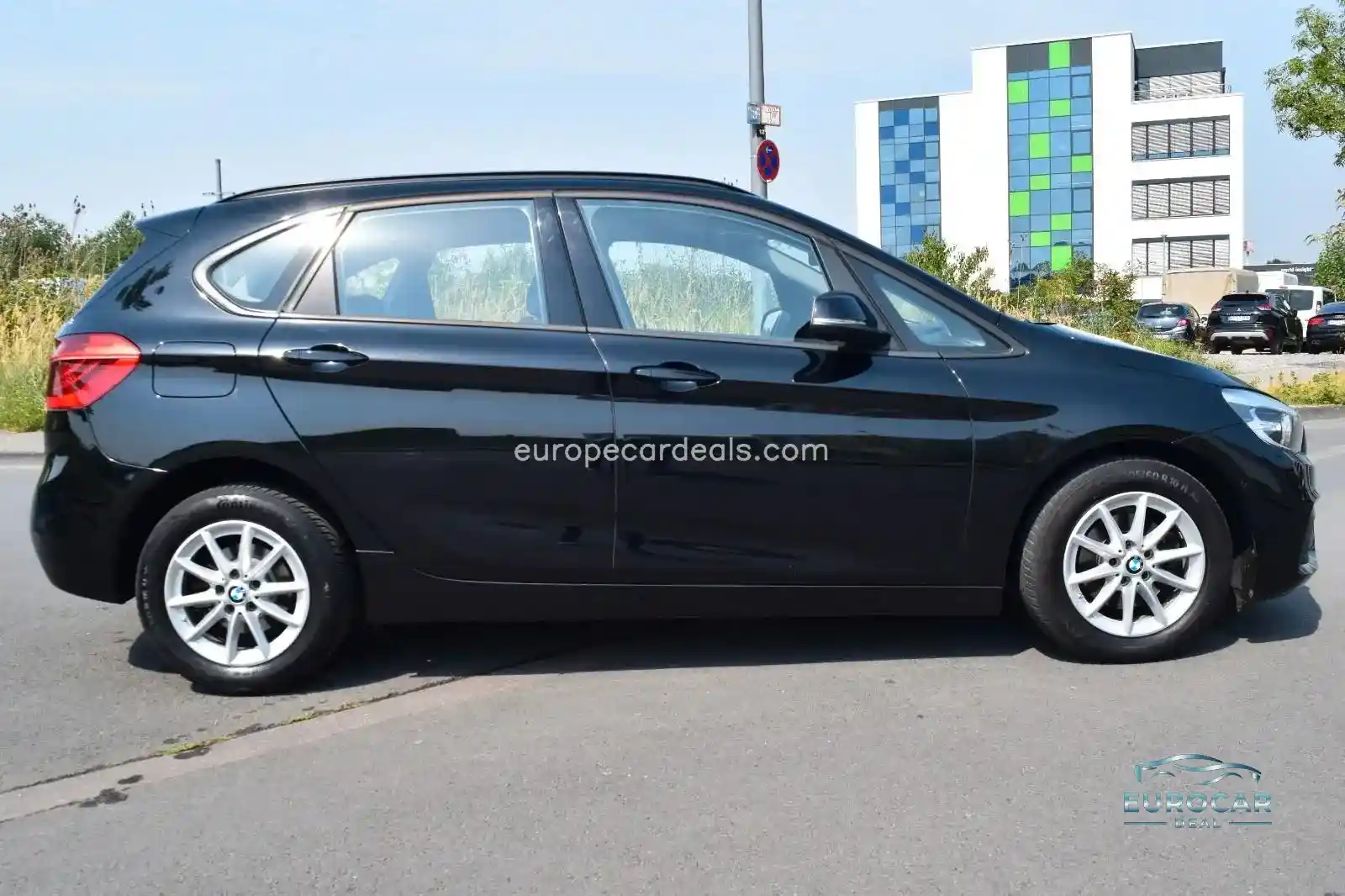 BMW 218