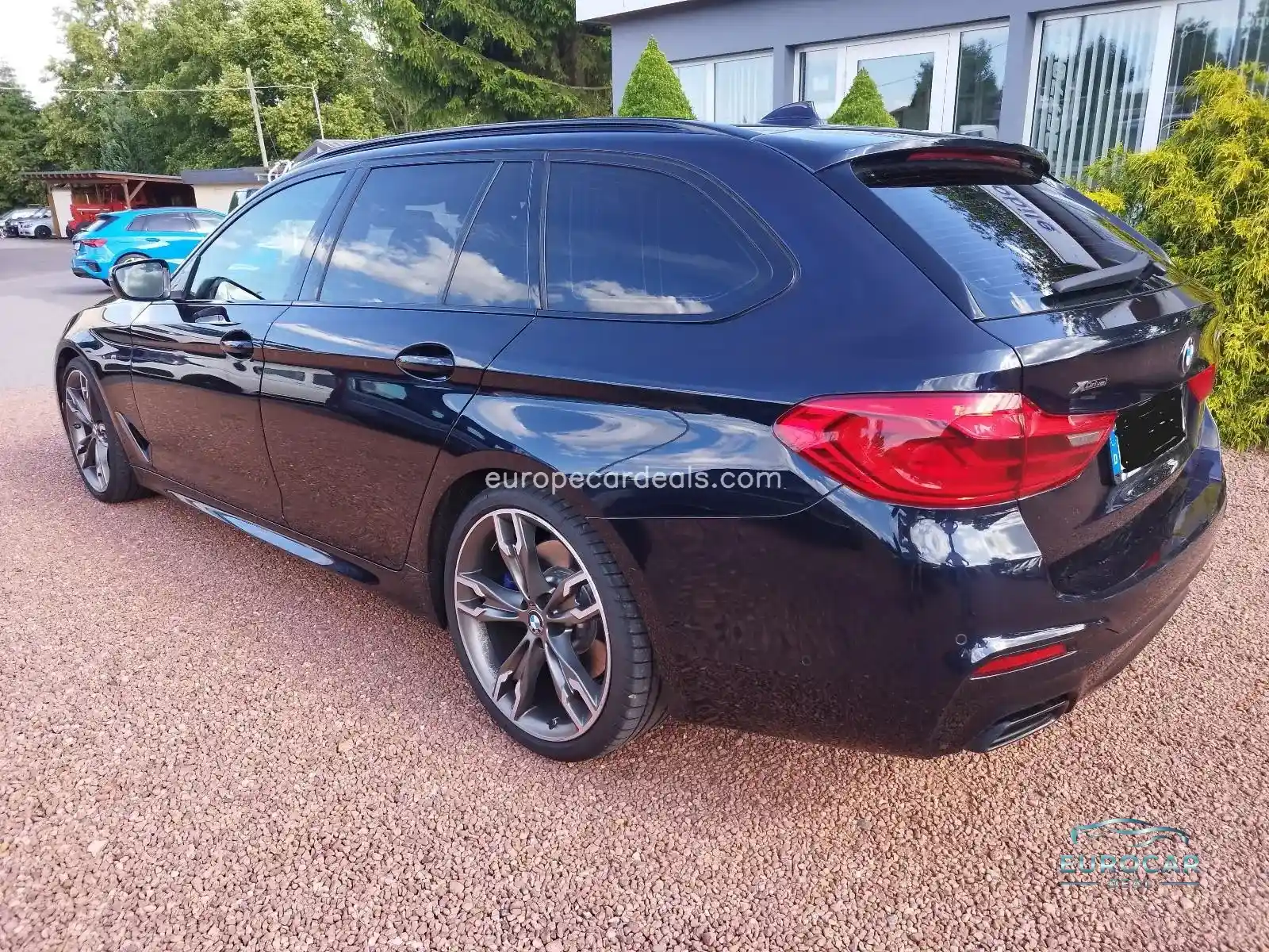 BMW M550