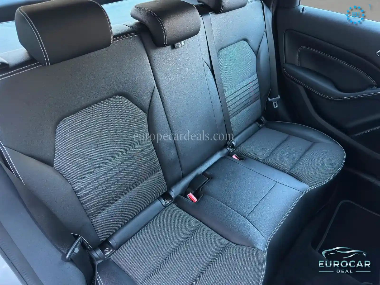 Mercedes-Benz B 220